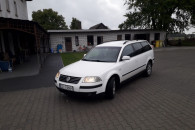 Sprzedam Passata 1.9 TDI. Uszkodzony.