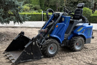 Ładowarka - Usługi miniładowarką